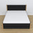 Doppelbett mit Schublade aus Holz schwarz mit Eiche – Schrägansicht, Scandi-Schlafzimmer